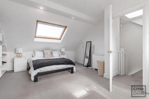 Bedroom 1 (Loft)