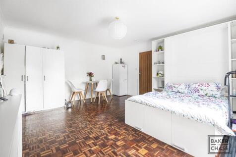 Bedroom/Living Area