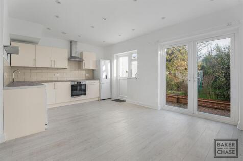 Open plan kitchen diner