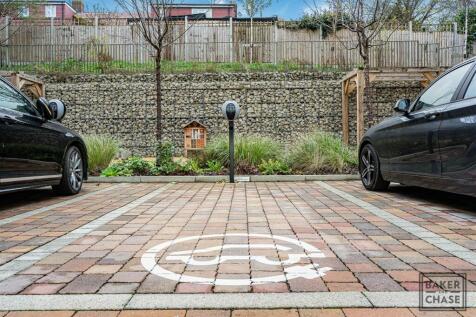 Car Park &amp; Communal Grounds