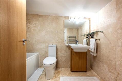 En Suite Bathroom