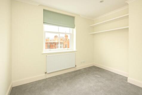 Bedroom 3 / study