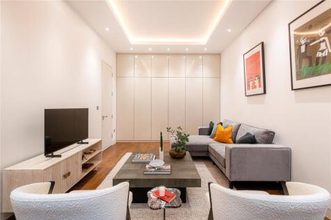 Reception / Bedroom