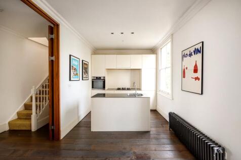 Kitchen / Dining
