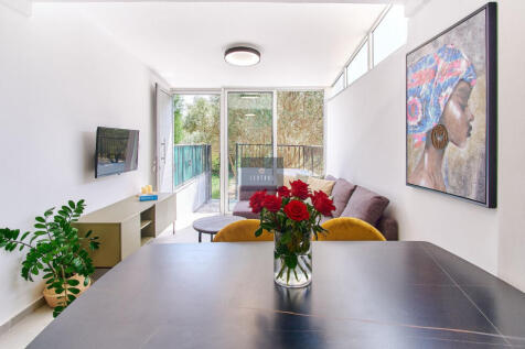 Property Image 5