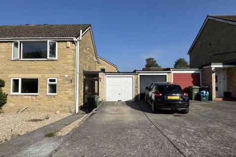 Garage/Driveway