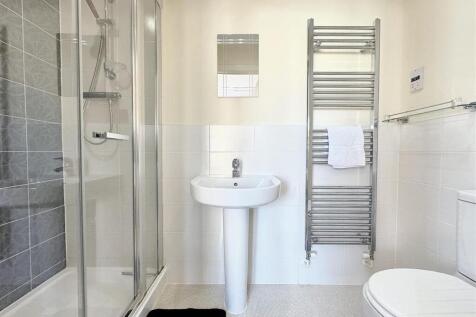 En-suite to Bedroom One