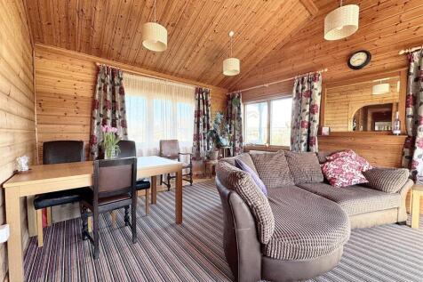 Lounge/Diner (Chalet)