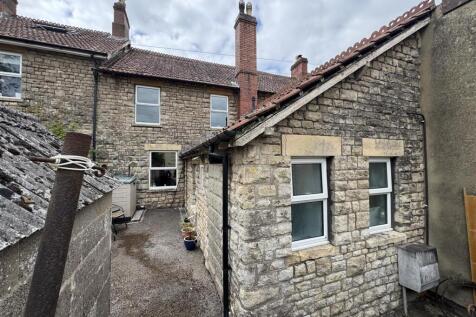 Rear Courtyard