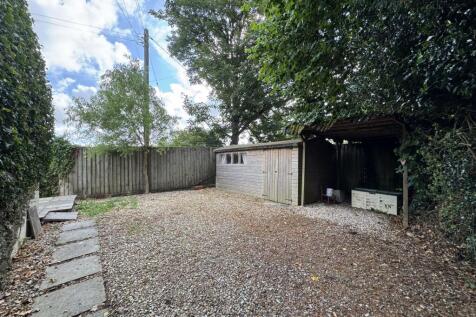 Side Garden/Shed