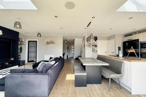 Open Planned Living