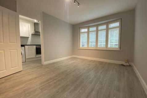 living room.1.jpg
