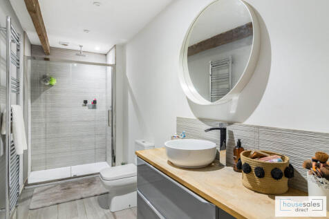 En-suite 1