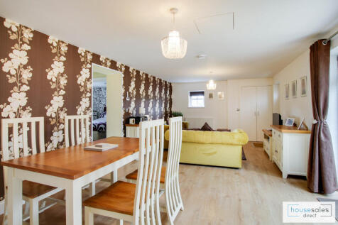 Lounge / Dining Room