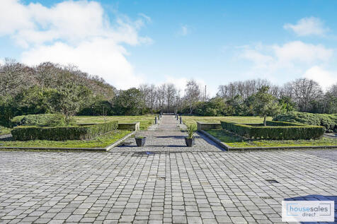 Communal Ground