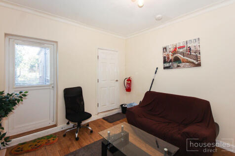 Lounge / Dining Room