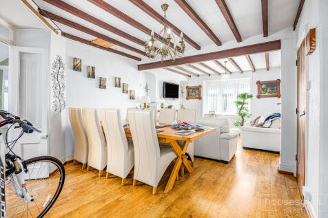 Living / Dining Room