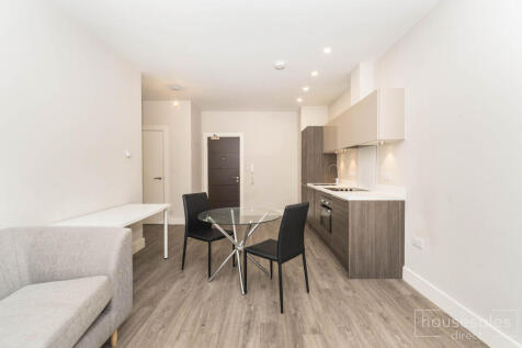 Kitchen/ Living room