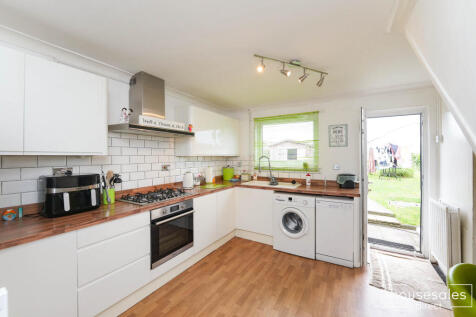 Kitchen / Breakfast Room