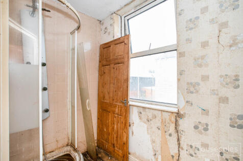 W.C / Shower