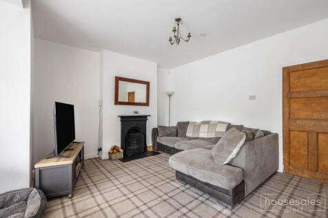 Open Plan Kitchen / Living Room