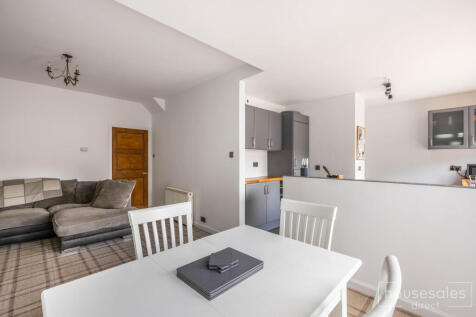 Kitchen / Living Room