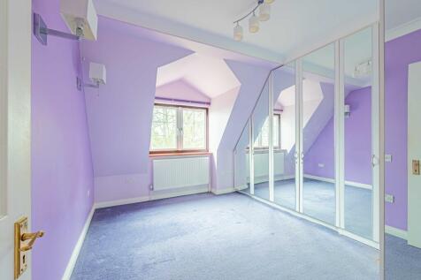 Duplext Flat, Greena