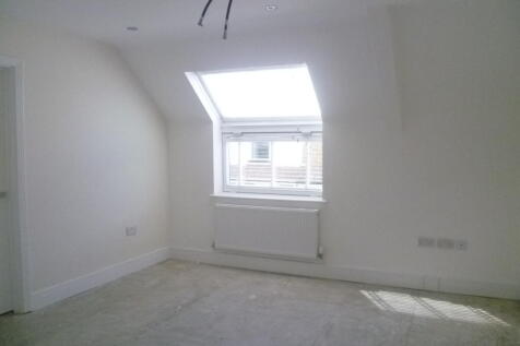 Flat 4, 32 - 38 Vale