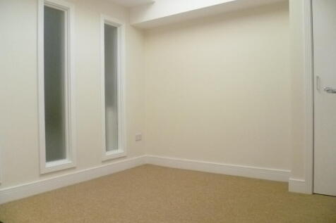 Flat 4, 32 - 38 Vale