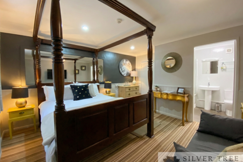 Gemini_Generated_Image_yrgq6yrgq6yrgq6y