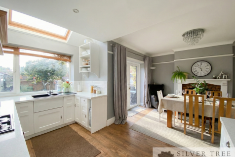 Gemini_Generated_Image_g5k6c8g5k6c8g5k6