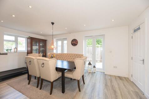 Kitchen/dinning