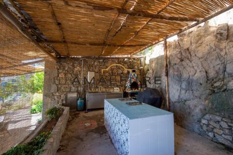 Property Image 100
