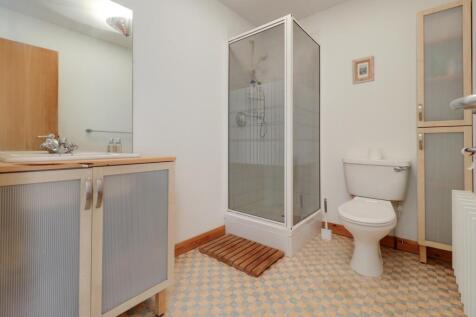 Ensuite-One