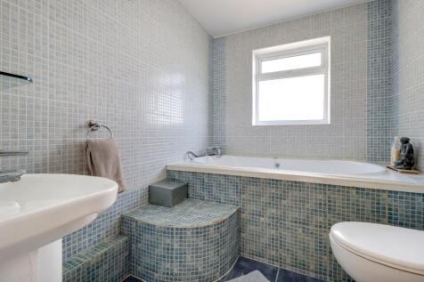 Family-Bathroom