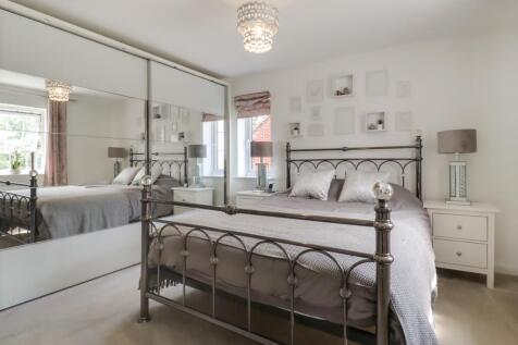 Master-Bedroom