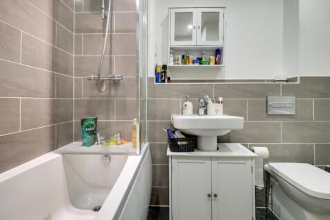 Bathroom-16