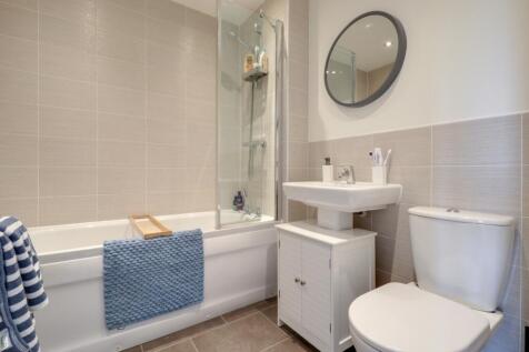 Family-Bathroom-1