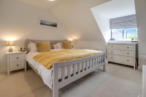 Master-Bedroom