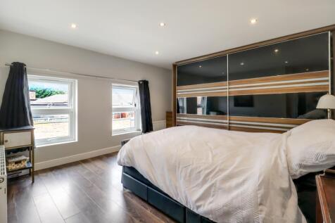 Master-Bedroom-I