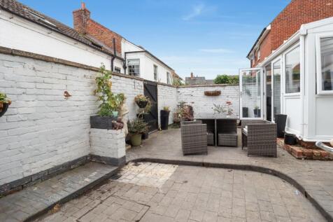 Courtyard-Garden-I
