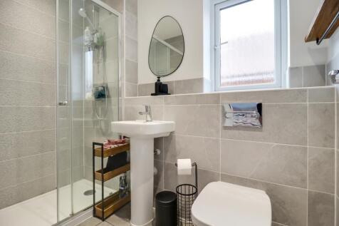 Ensuite-I