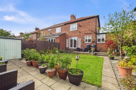 CAM02195G0-PR0092-STILL028