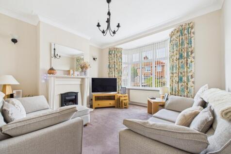 CAM02195G0-PR0092-STILL003