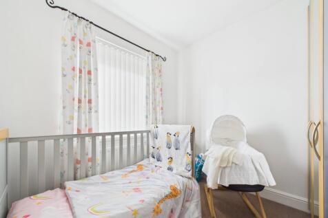 CAM02195G0-PR0092-STILL024