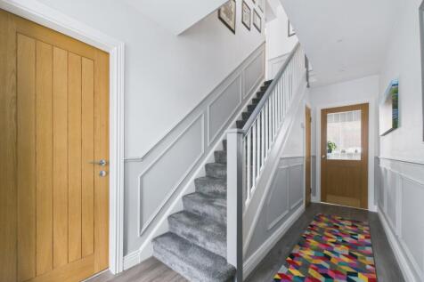 CAM02195G0-PR0095-STILL010