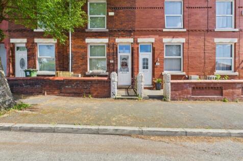 CAM03729G0-PR0045-STILL001
