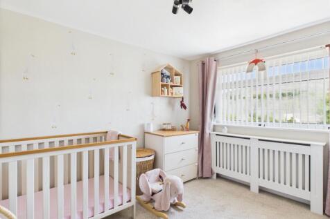 CAM03729G0-PR0092-STILL018