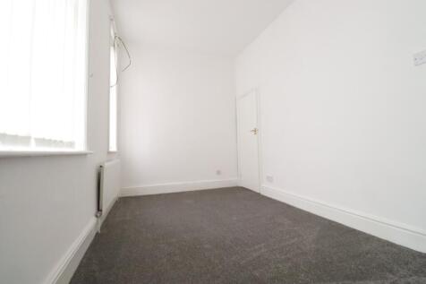 Lrg_bedroom 1