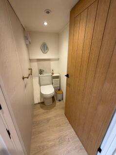 WhatsApp Image 2025-10-20 at 16.22.18_dc09afcd